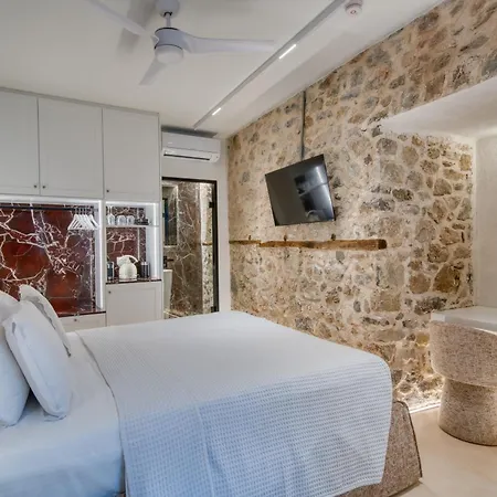 Nalia Apartment *